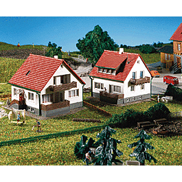 2 Single Family Houses -- "Am Ostweg"
