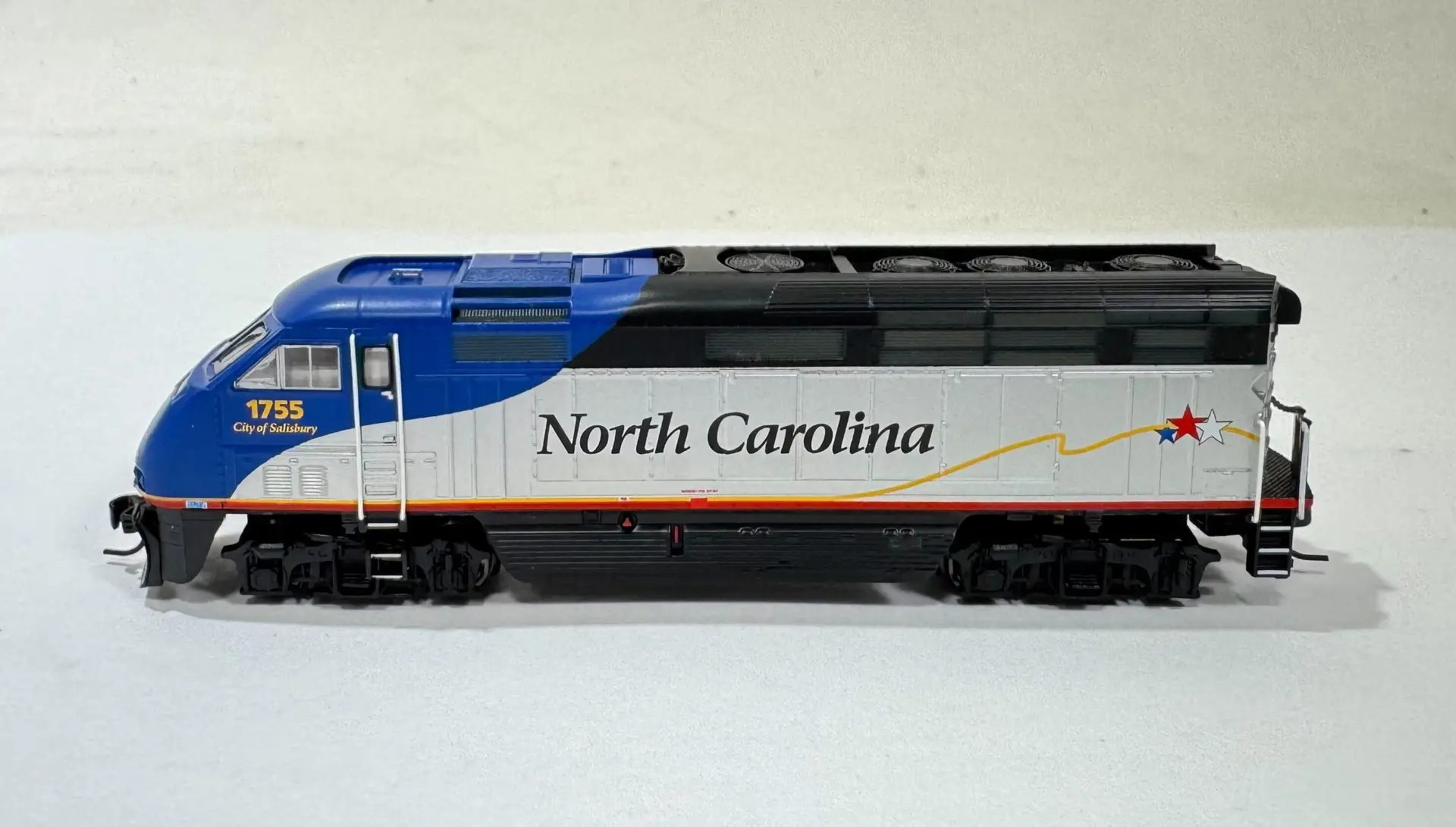 Athearn #15403F59PHI w/DCC & Sound, RNCX #1755