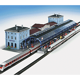 Holzkirchen Station w/2 Canopies -- Includes 1ea #7701 & 2ea #7750