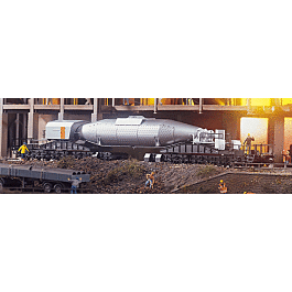 "Torpedo" 18-Wheel Hot Metal Transport Car Limited-Run -- (Molten iron transport car used at blast furnaces)