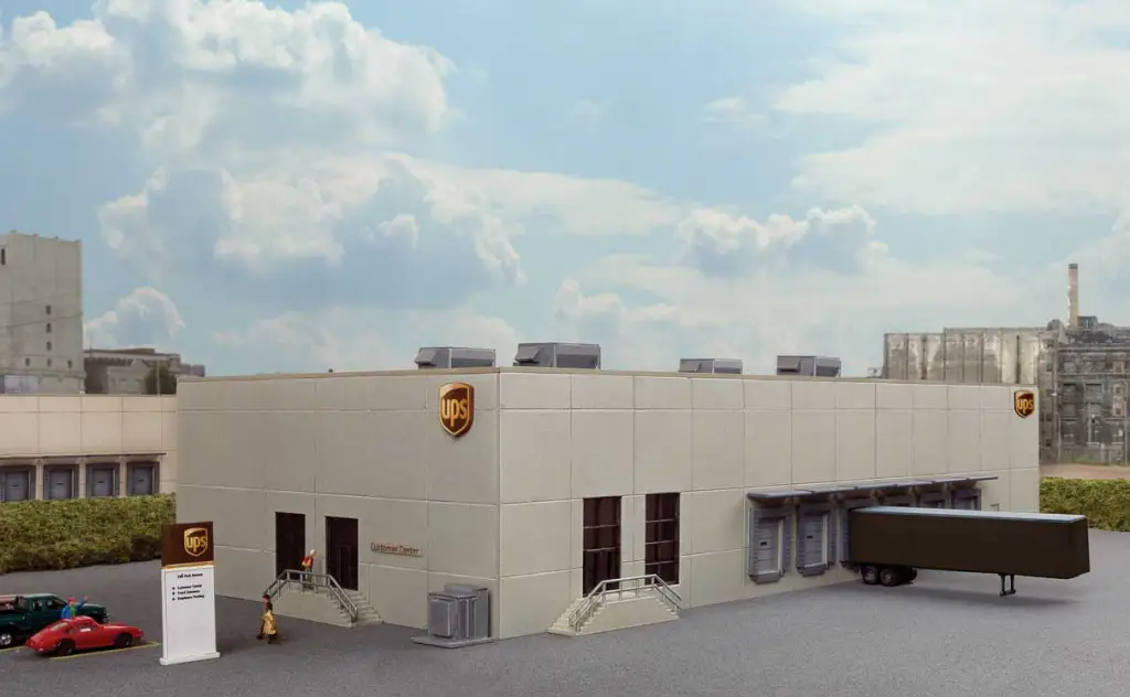 Walthers #933-3863 UPS Hub With Customer Center -- Kit